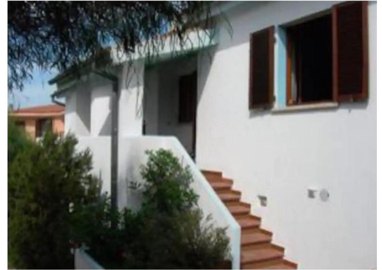 Casa Vacanze A Pochi Passi Dal Mare La Maddalena  Exterior photo